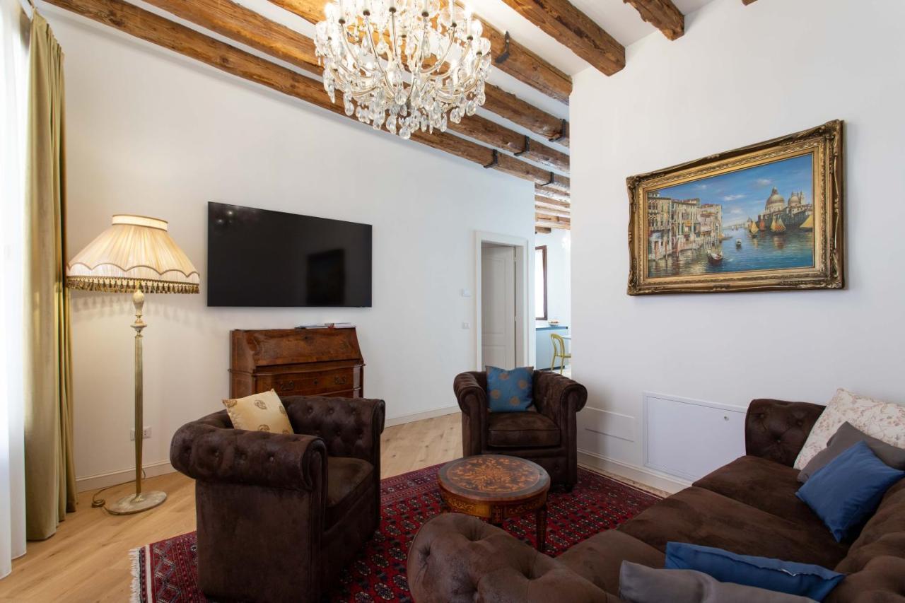 Ca Del Glicine - Charming Apartment On The Canal Venedig Exteriör bild